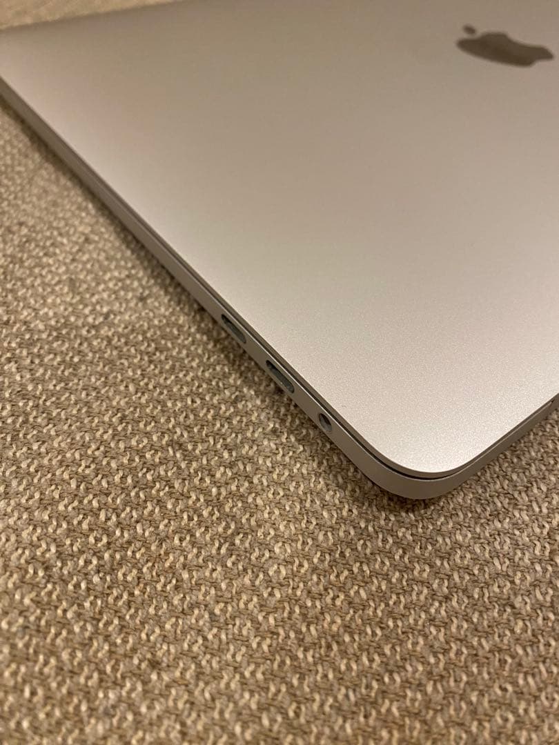 MacBook Pro（13インチ,2016）256GB Apple