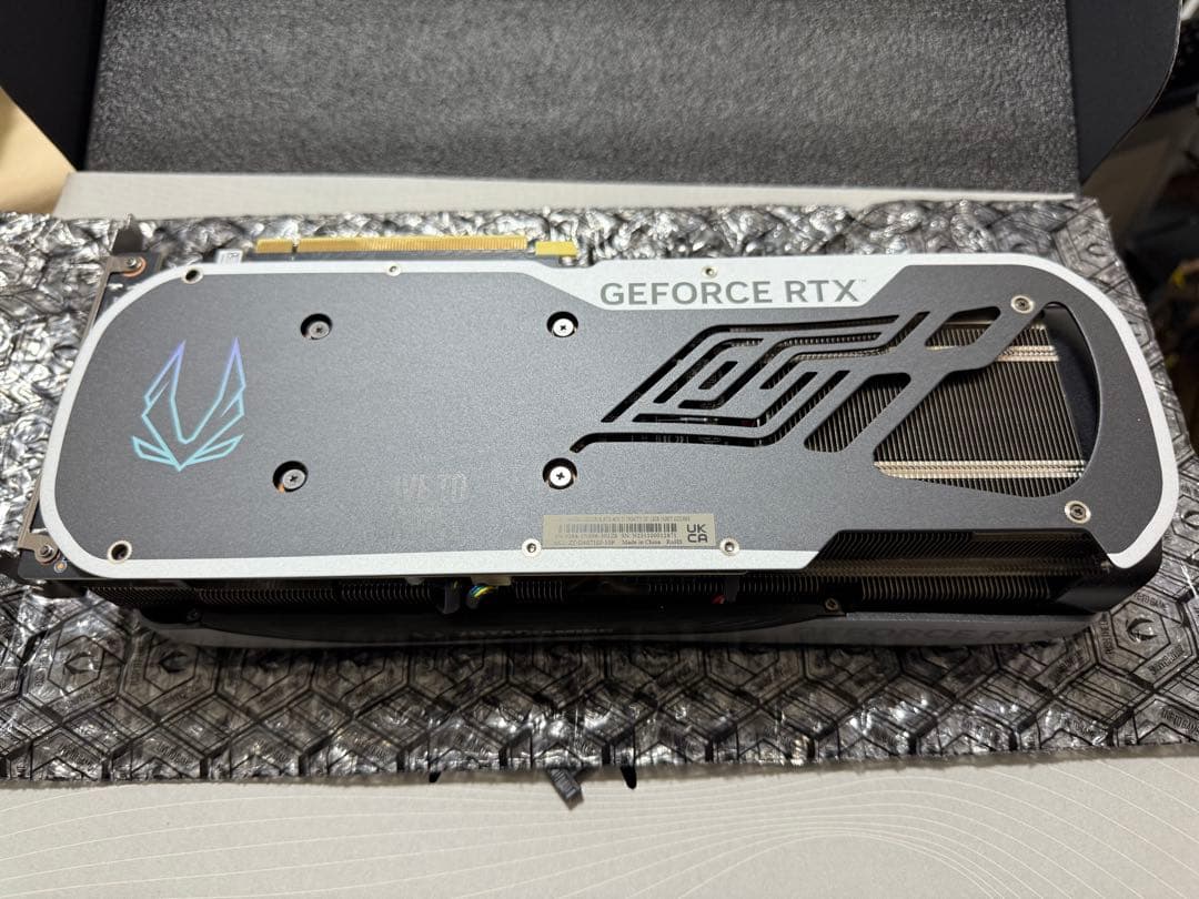 本日まで赤字価格 新品同様 最安値ZOTAC RTX4070Ti / 12GB