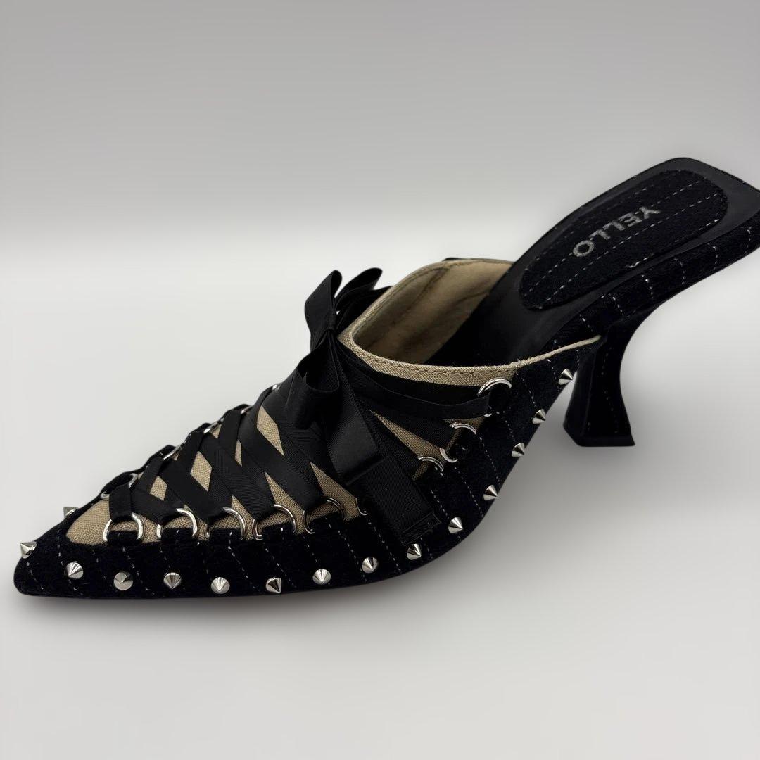 極美品YELLO ブラック レースアップヒール　Ｓサイズ