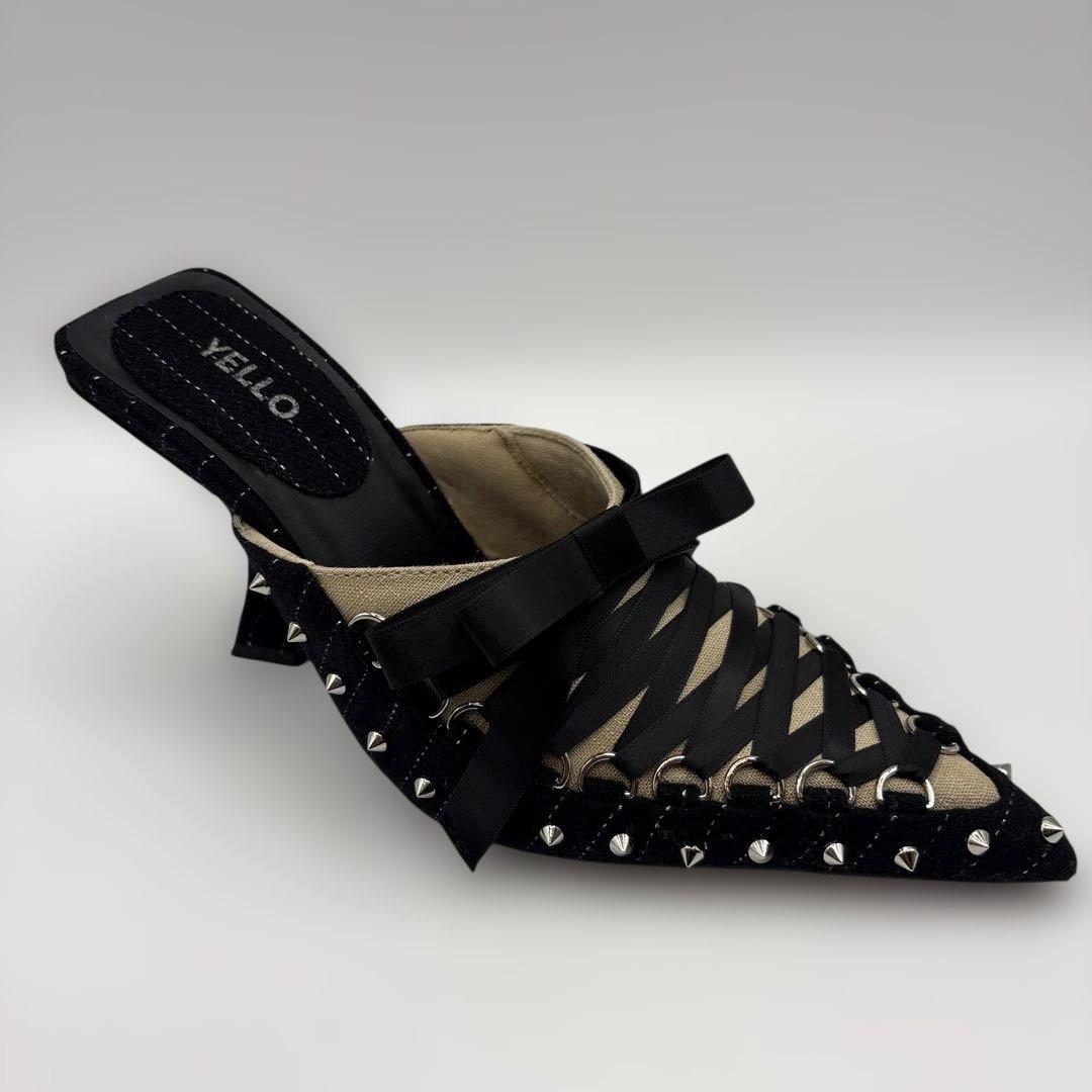 極美品YELLO ブラック レースアップヒール　Ｓサイズ