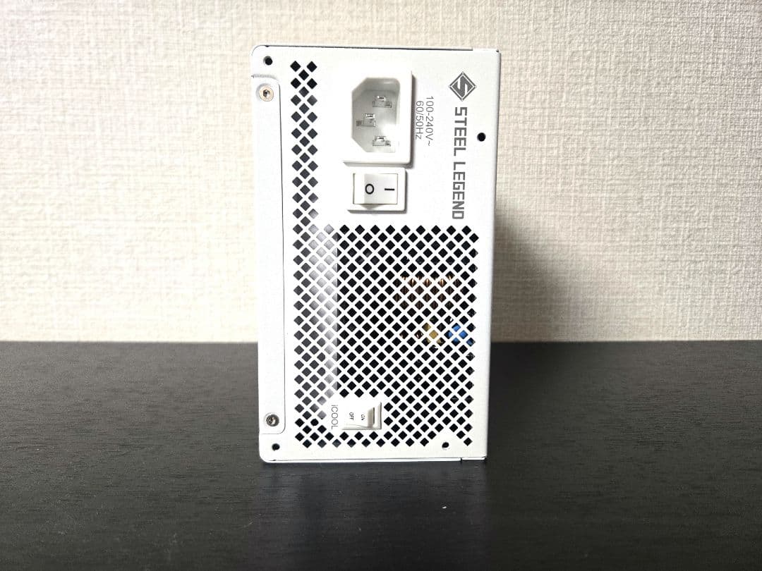 ASRock Steel Legend SL-1000GW 1000W電源 白色