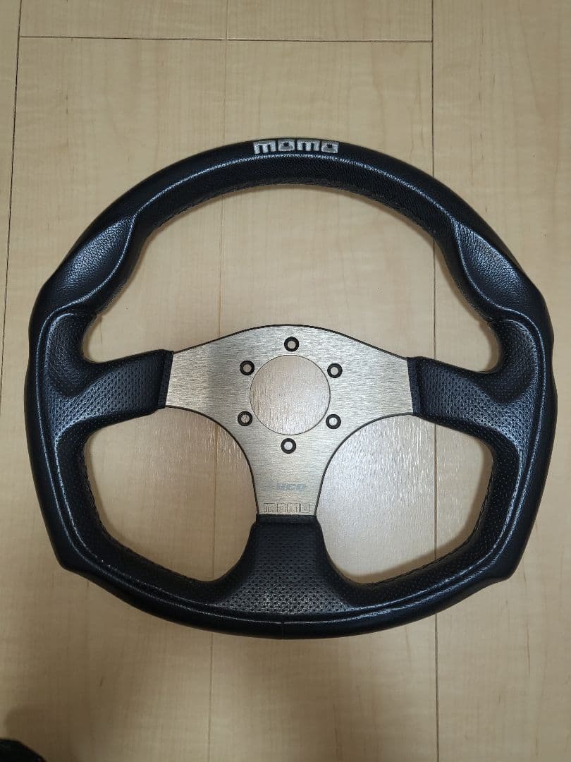 s*s様 momo -LUCEステアリング350mm 正規品新品ホーンボタン赤I