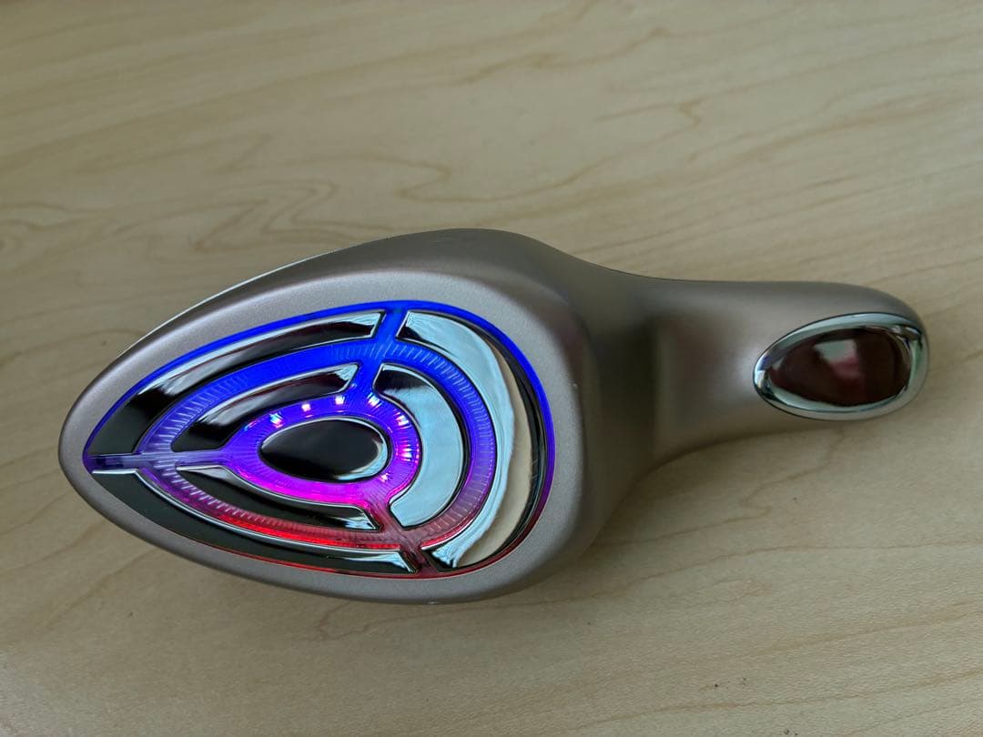 KKOプロデュースMEラボンエクラ 美顔器 ECL-02