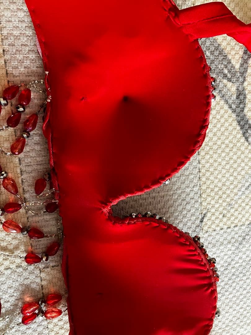 ベリーダンス　オリエンタル　衣装　赤色