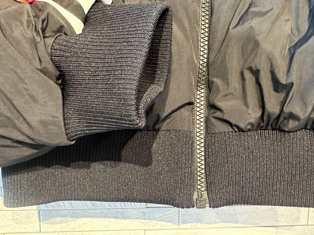 新品adidas★アディダス★アディカラークロップド合成ダウンパファー★黒