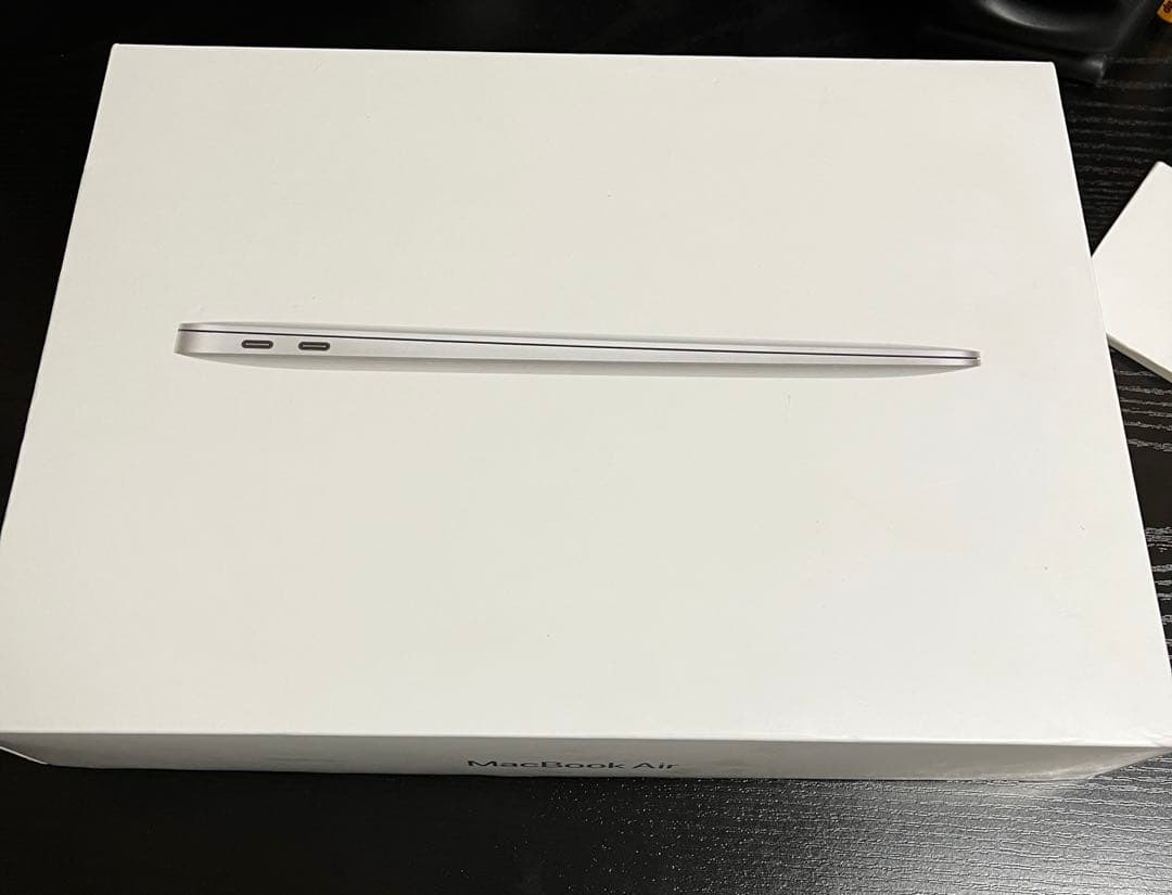 Mac book air m1 8メモリ 256GB シルバー 箱 充電器あり