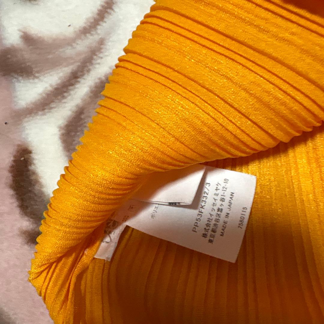 PLEATS PLEASE オレンジ プリーツトップス中古品