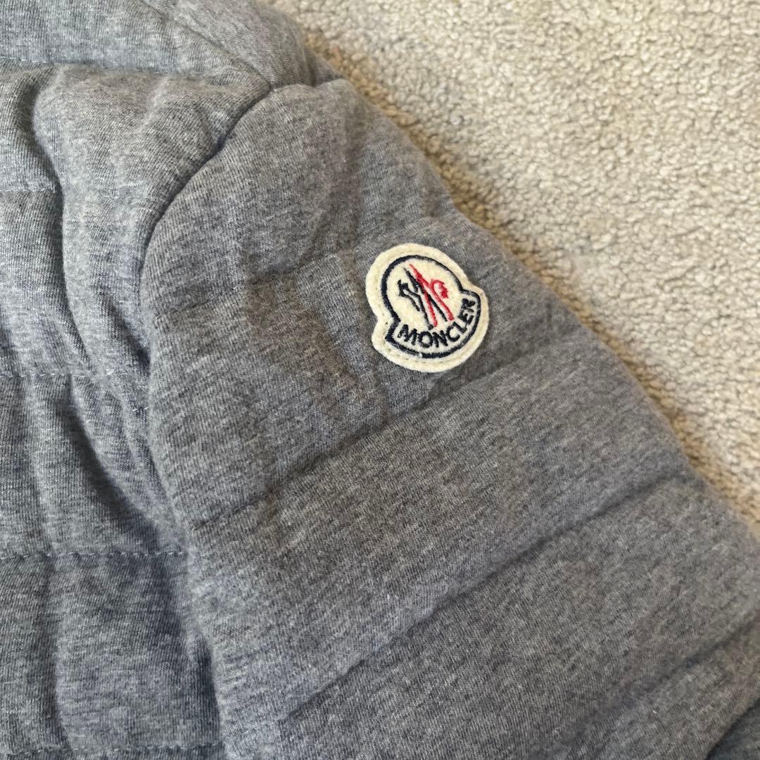 専用です。最終値　良品Moncler グレー ダウンジャケット　0