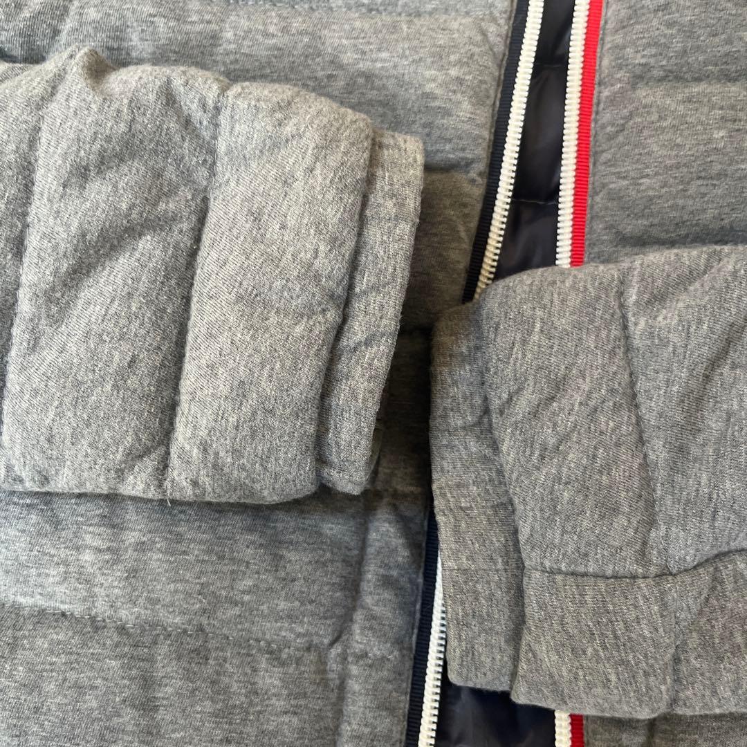 専用です。最終値　良品Moncler グレー ダウンジャケット　0