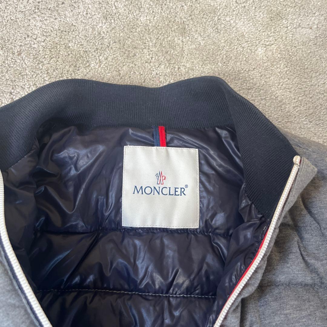 専用です。最終値　良品Moncler グレー ダウンジャケット　0