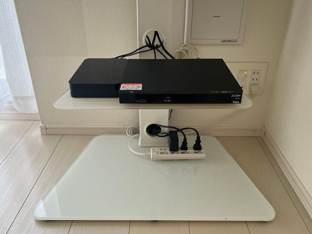 Hisenseハイセンス 40インチ40H38E薄型液晶テレビ＆スタンド セット