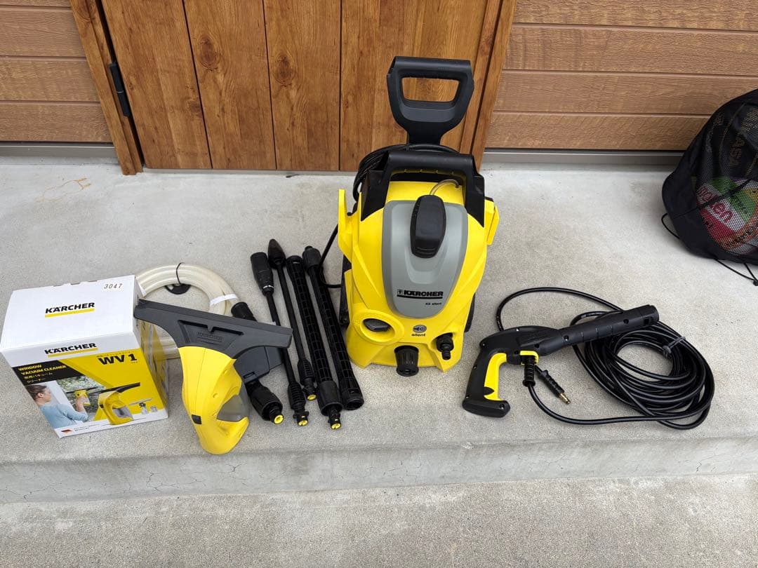 高圧洗浄機ケルヒャーK3 と　バキュームクリーナー