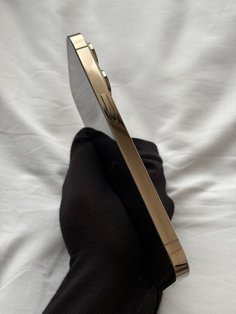 Apple iPhone 14 Pro ゴールド 1TB 充電ケーブル付き