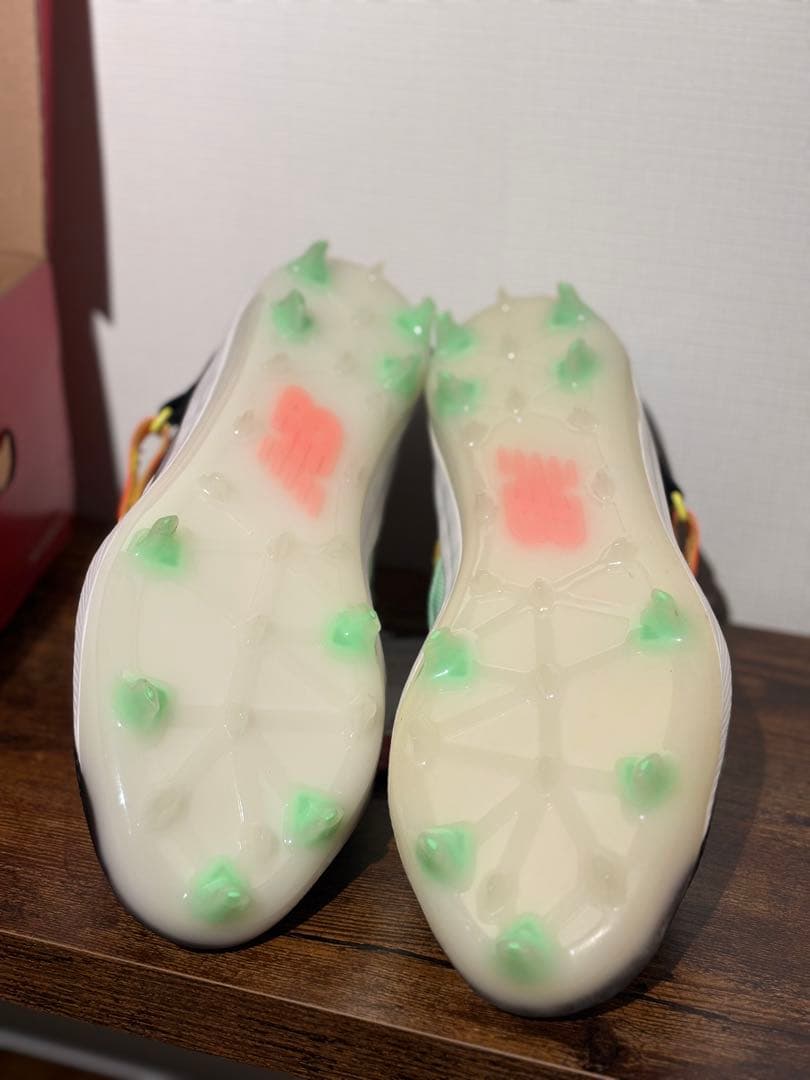 野球　スパイク　ニューバランス　値下げ