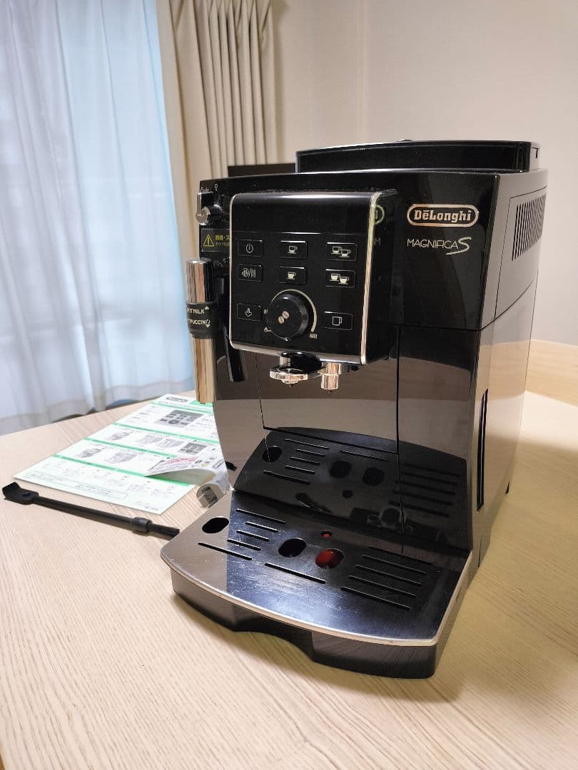 De'Longhi（デロンギ）マグニフィカS ECAM23120BN