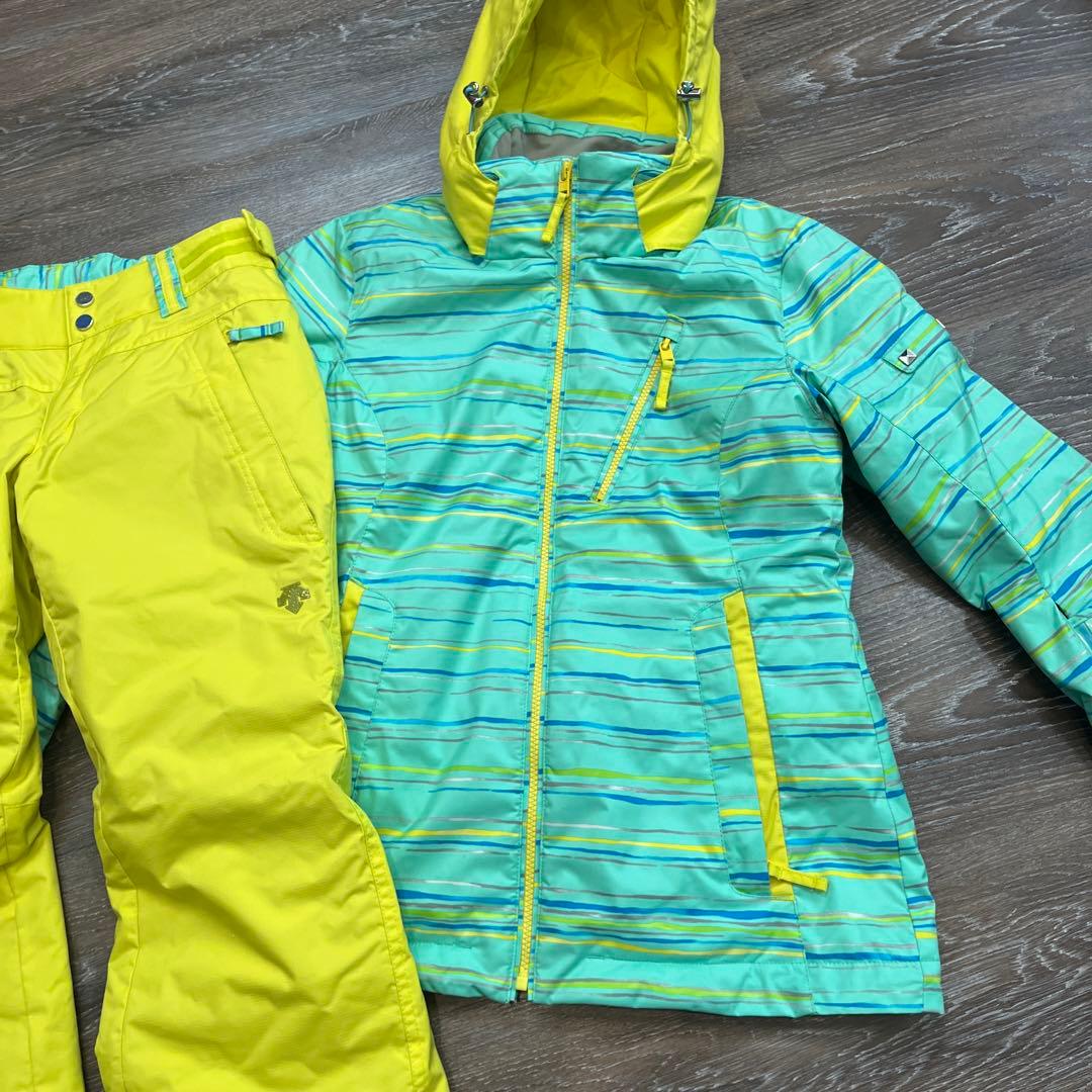 レディース　DESCENTE デサント155前後　美品　女性　上下