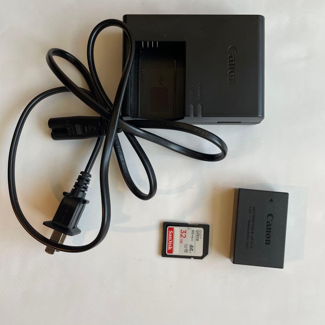 キャノン(Canon) EOS M6 カメラ　レンズ付き