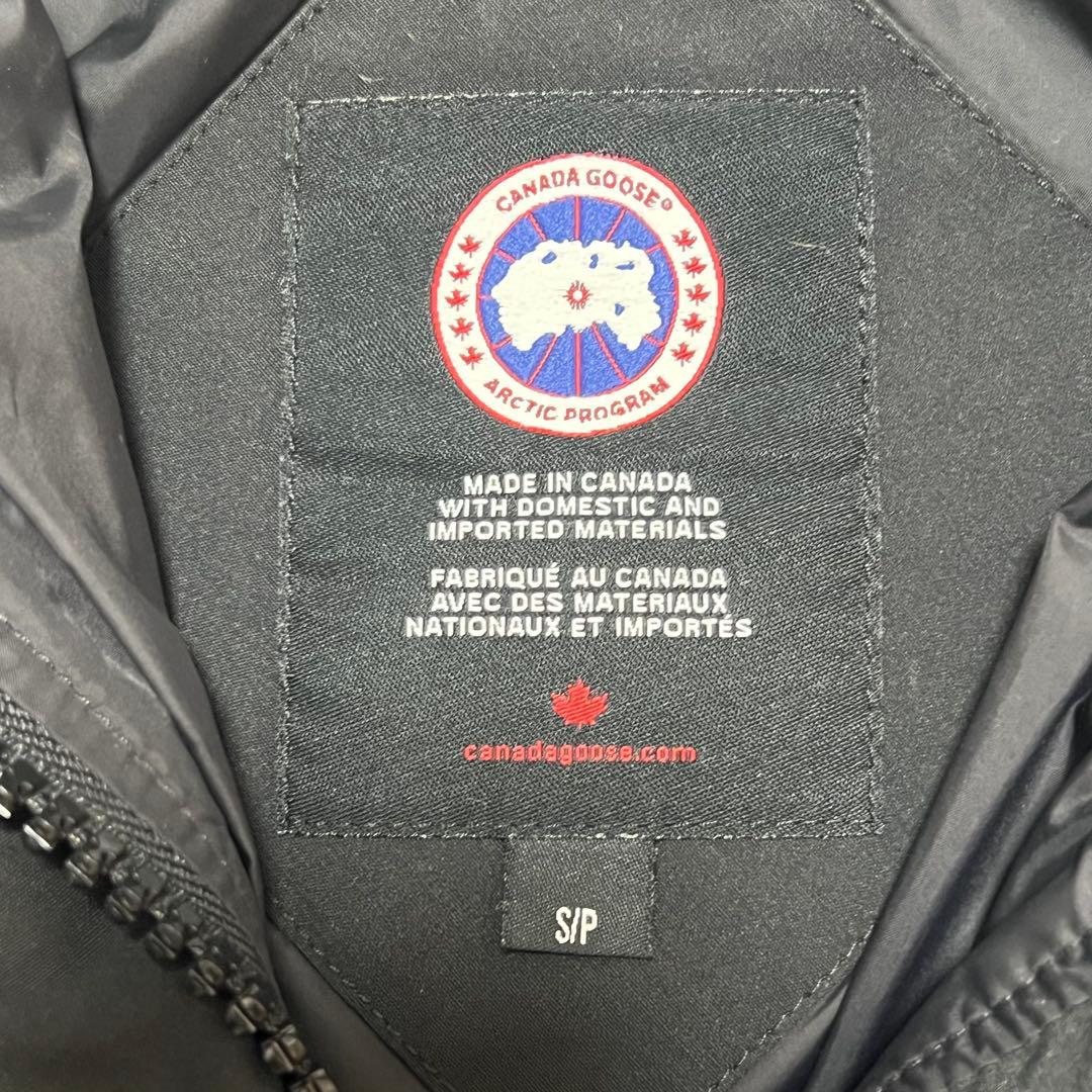 【美品】   カナダグース マッケンジー ダウン ブラック