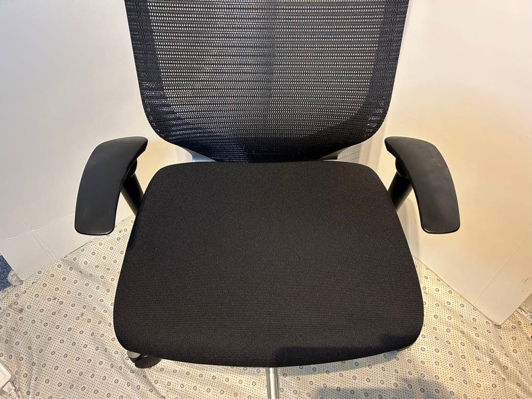 オカムラ　バロン　エクストラハイバック　ブラック　２０１１年製（１０／１６）