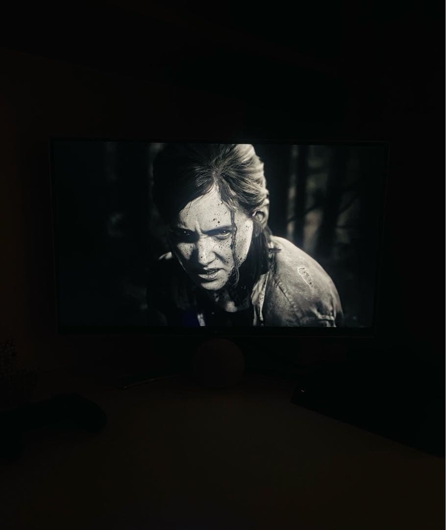 LG 27UD68-W ディスプレイ