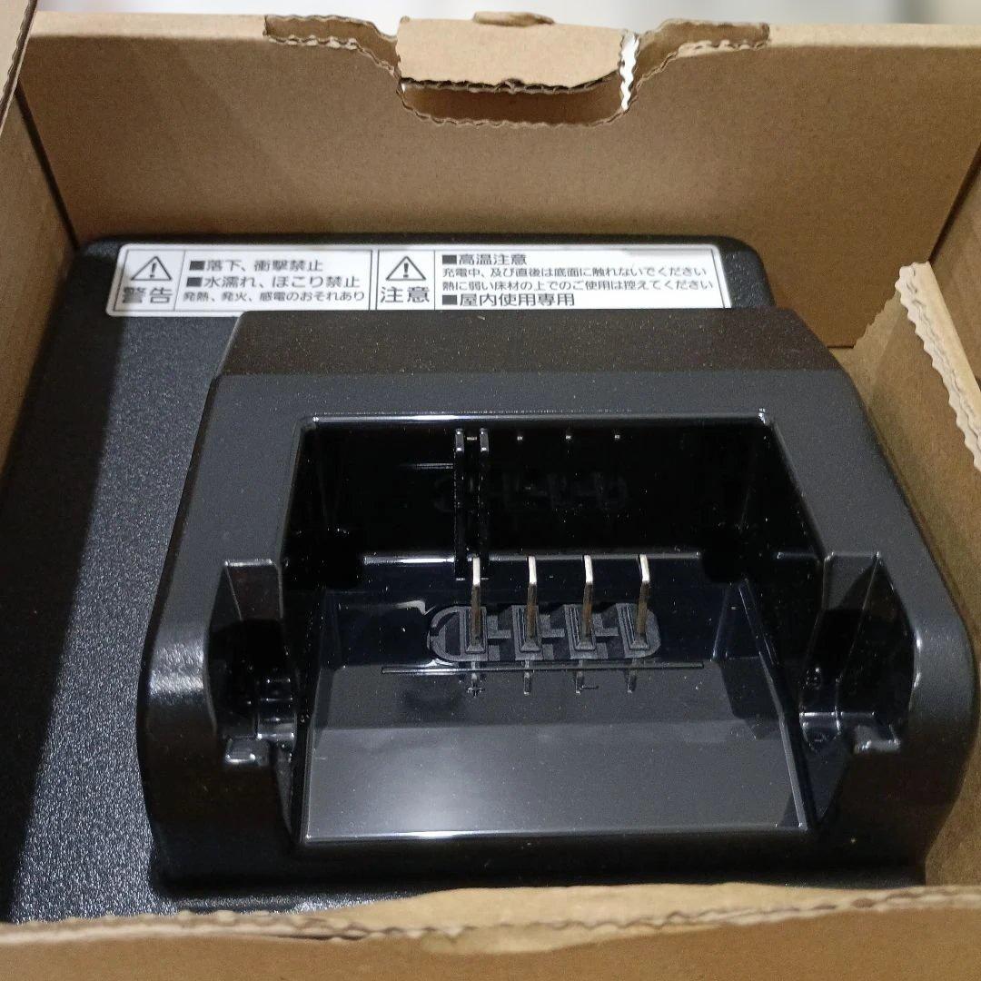 未使用　Panasonic NKJ075Z 充電器