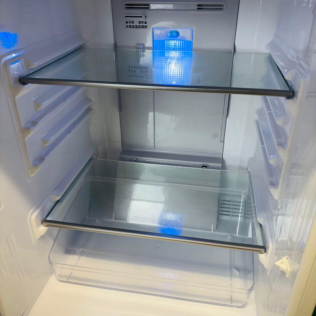 SHARP 137L 冷蔵庫 おしゃれ ガラス面 一人暮らし【地域限定配送無料】