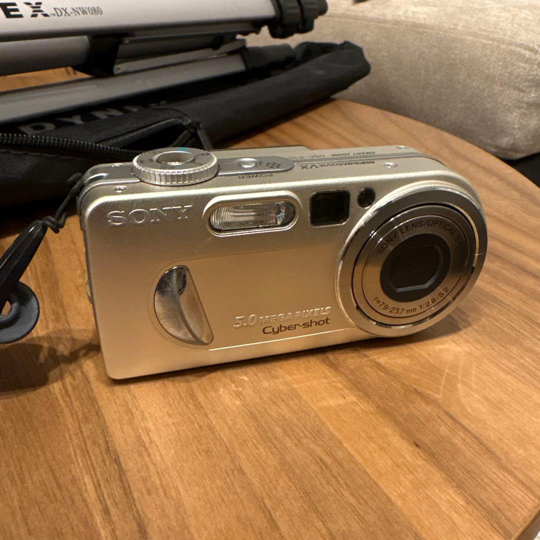 カメラ・三脚セット