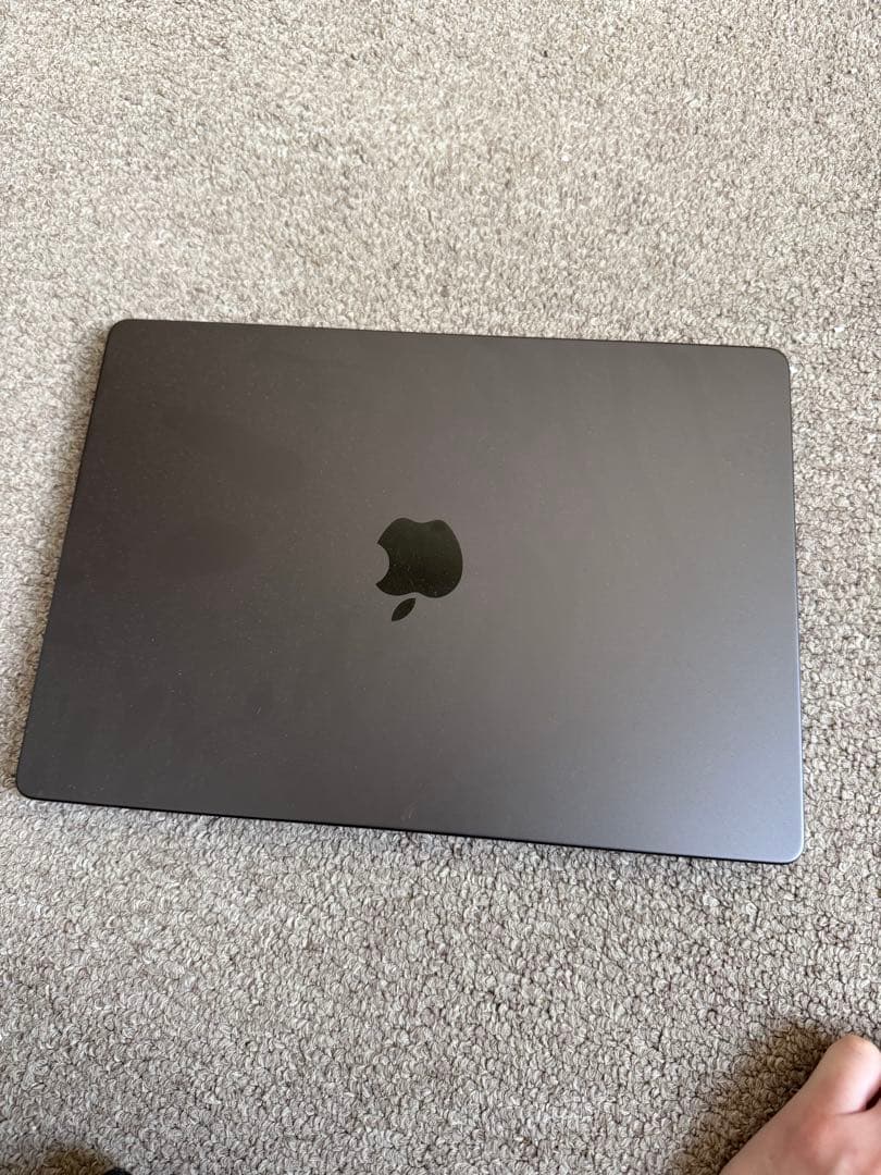 MacBook Pro M4 14インチ RAM24GB SSD512GB