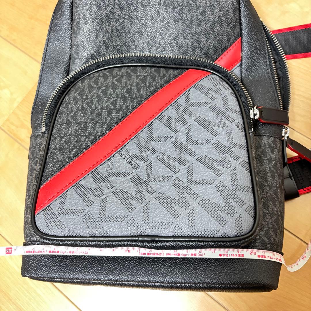 新品同様 MICHAEL KORS ボディーバッググレー/ブラック