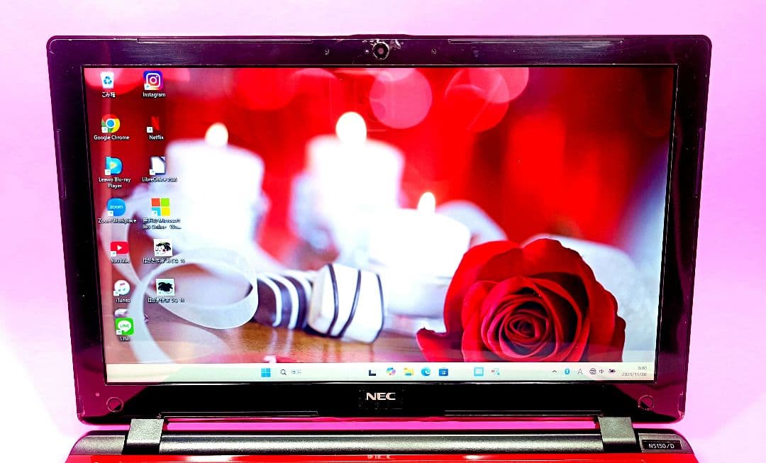 超大容量1TB！オフィス✨カメラ付赤ノートパソコン✨オシャレ✨人気✨薄型✨初心者