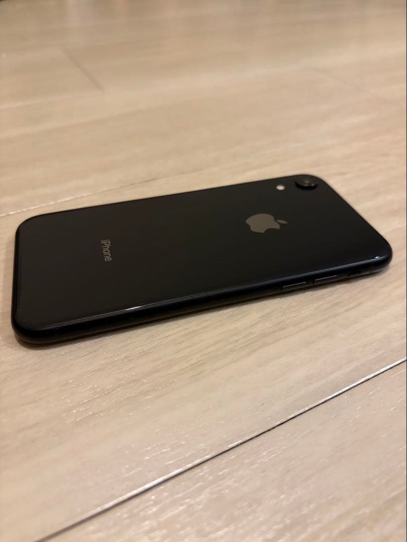 iPhone XR 128GB ホワイト SIMロックあり ［値段交渉可］