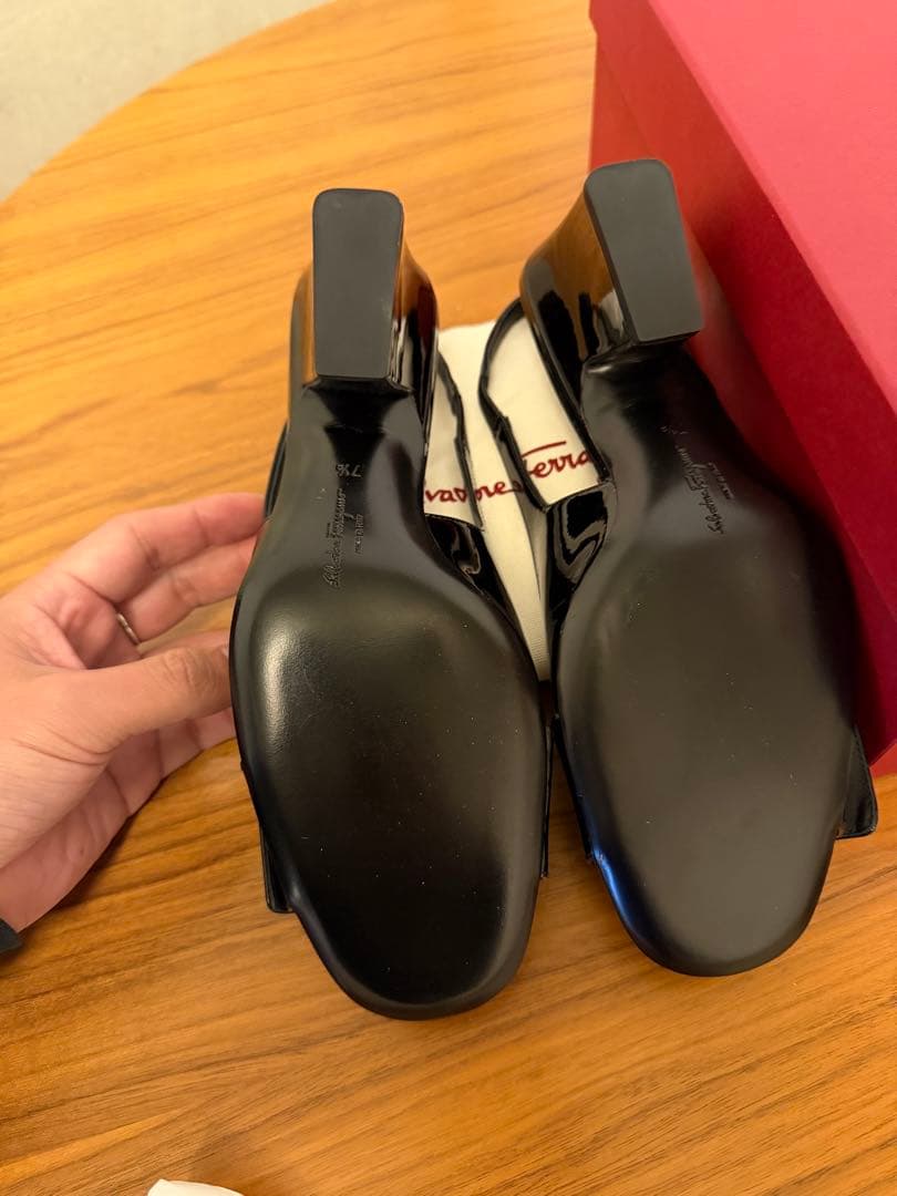 美品　Salvatore Ferragamo