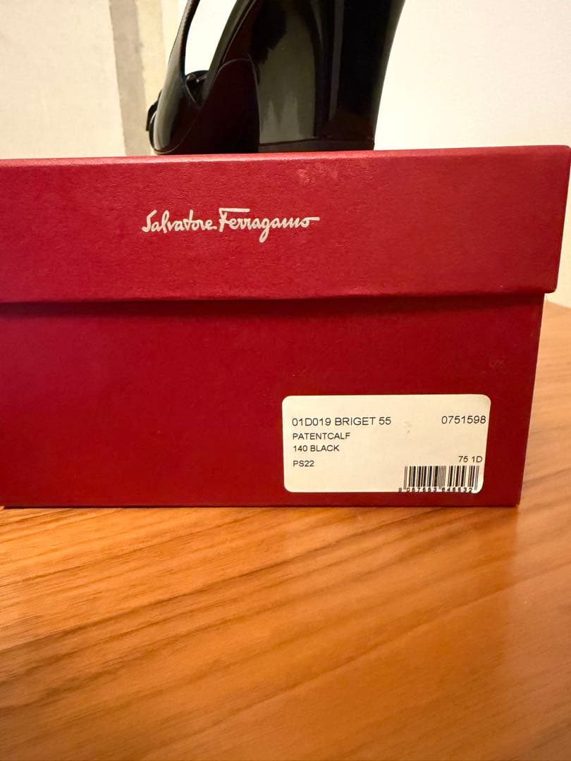 美品　Salvatore Ferragamo
