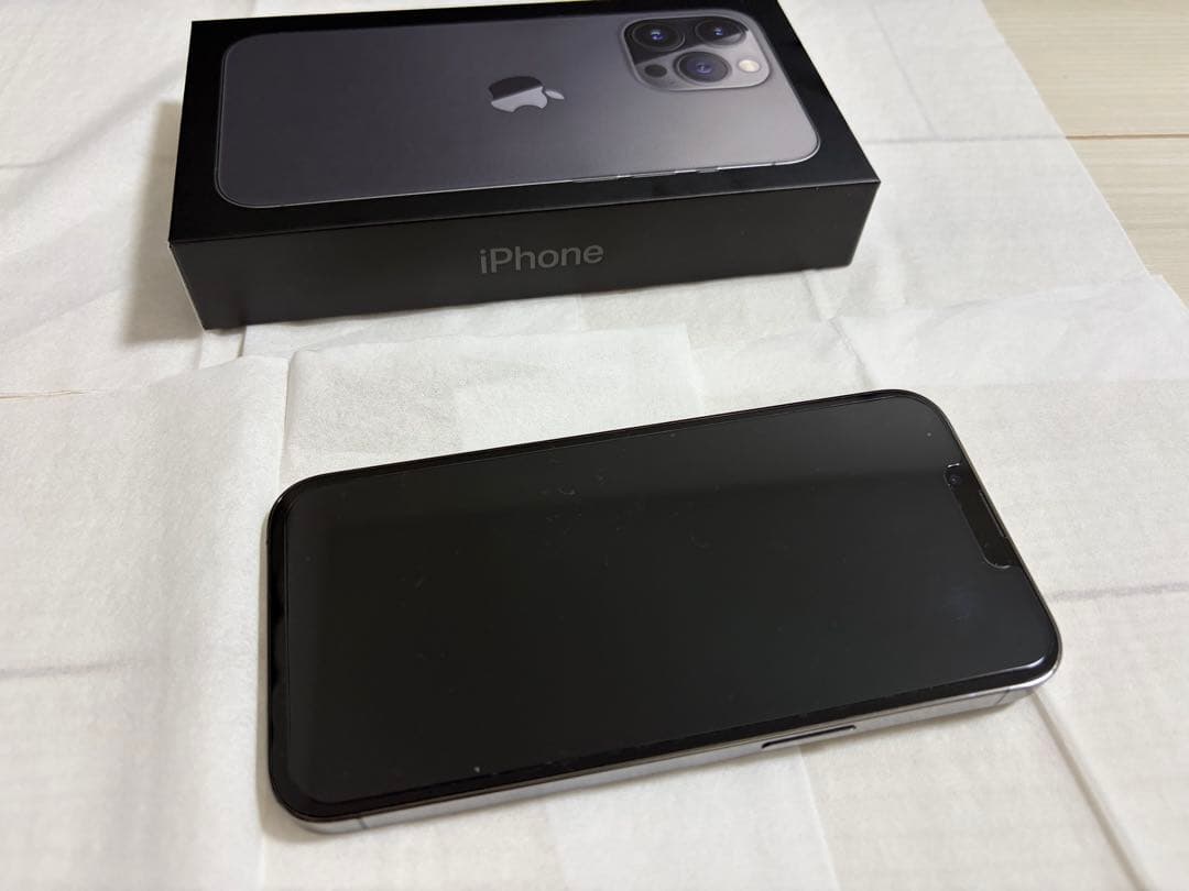 Apple iPhone 13 Pro グラファイト　本体