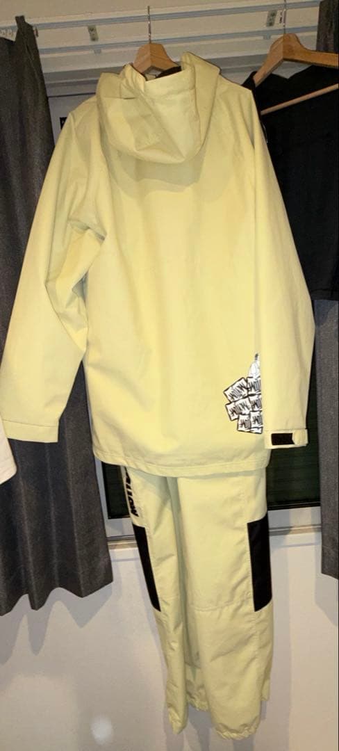 willow ウエア　ウェア　スノボー　スノーボード　セット