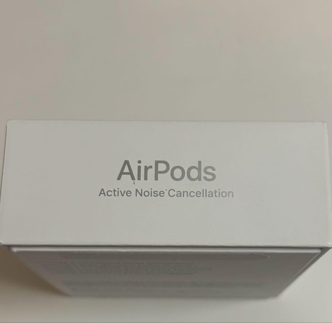 Apple Airpods4 アクティブノイズキャンセリング　ESRケース付き