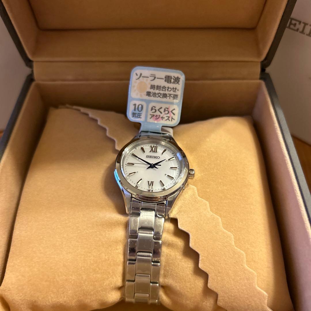 セイコー SWFH109 SEIKO ソーラー電波モデル　レディース
