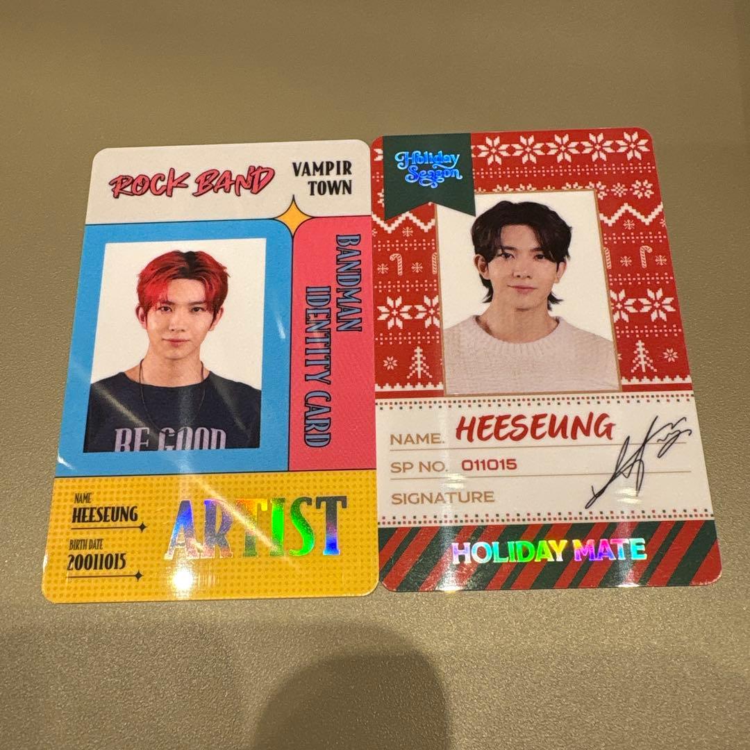 ヒスン　トレカ　enhypen world SPカード　ホリデー　ロックバンド