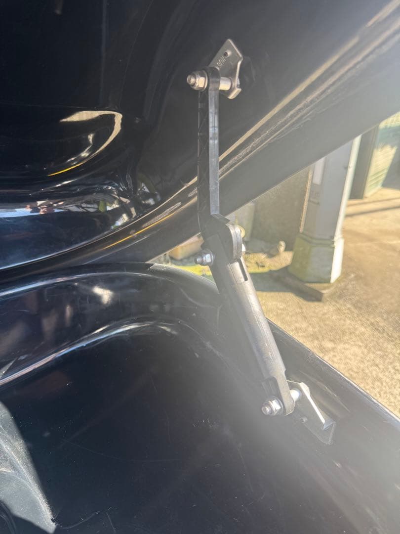 TERZO　ルーフボックス　中古品　引き取り限定