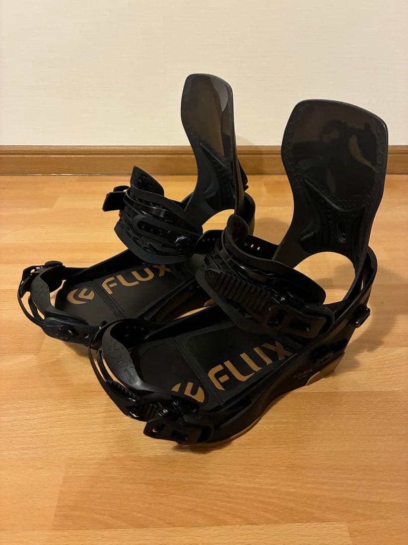 22-23 FLUX CV Mサイズ(Lサイズのベースプレート付属)