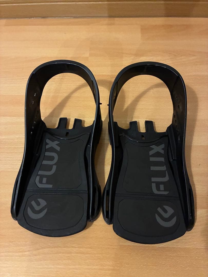 22-23 FLUX CV Mサイズ(Lサイズのベースプレート付属)