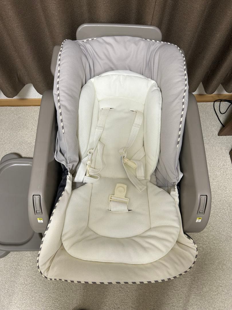 アップリカ ユラリズムスマート ハイローチェア 2109091