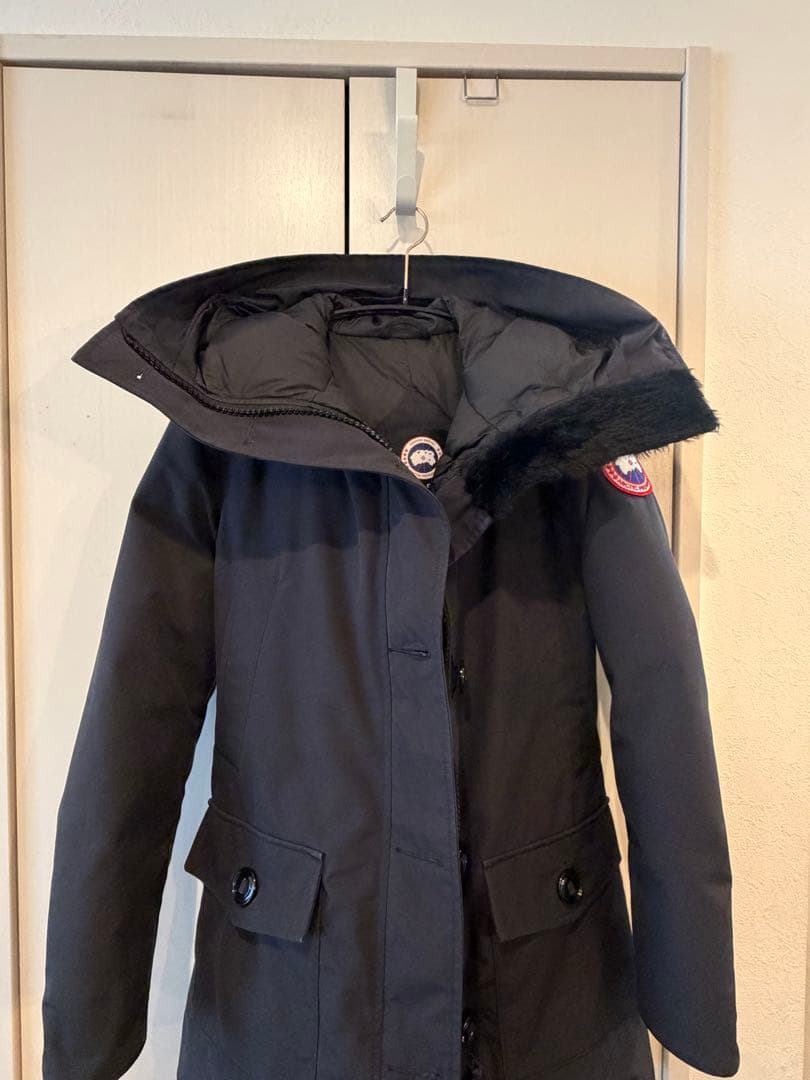 超美品カナダグース　ダウンジャケット　