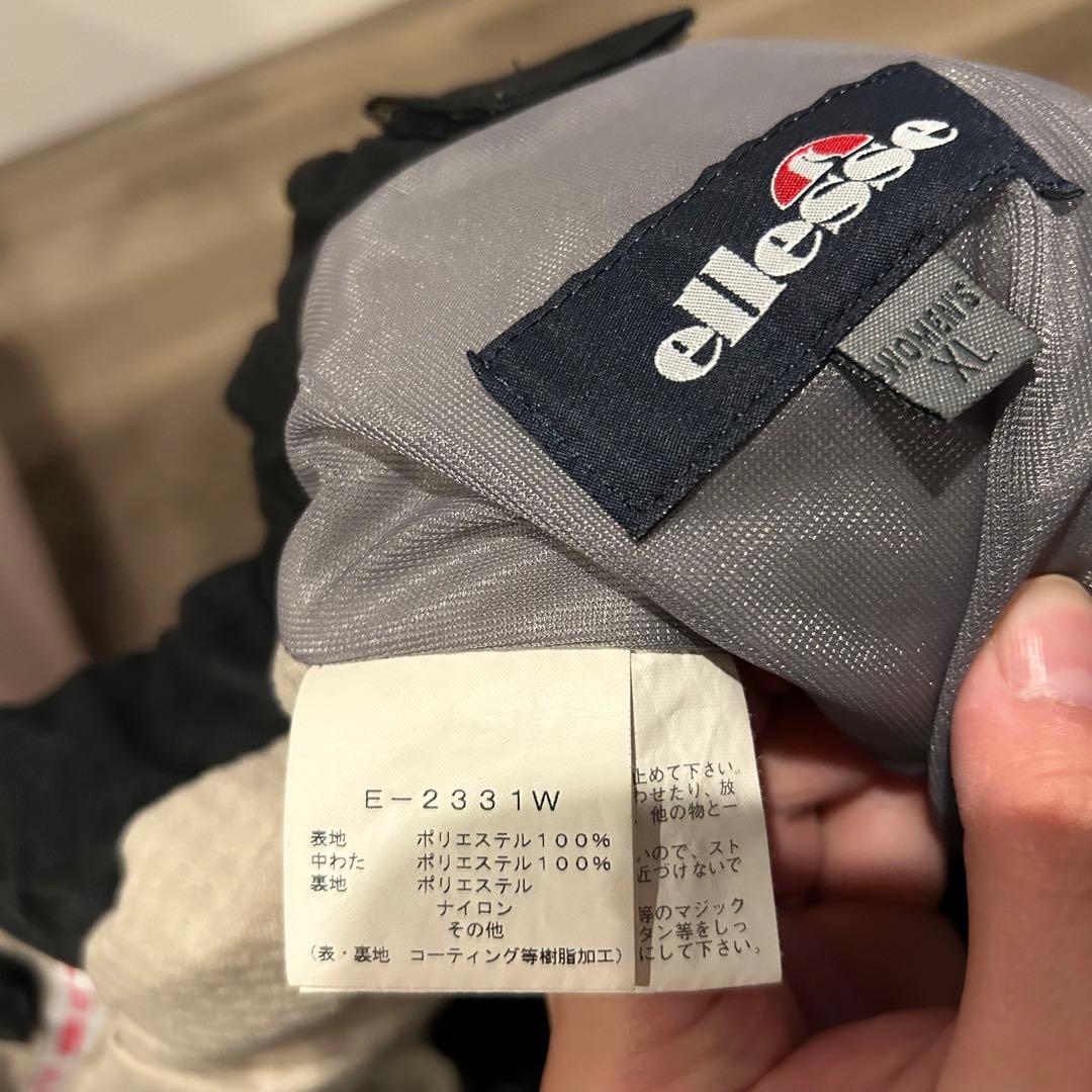 【美品】ellesse ファー付きスキーウェア 上ホワイト 下黒 XLサイズ