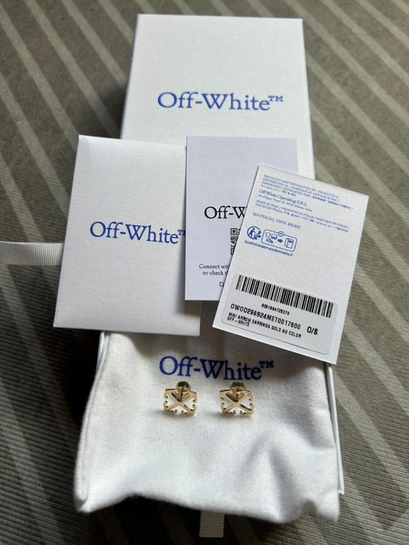 新品　Off-White ミニアロー ピアス(両耳用)　ゴールド