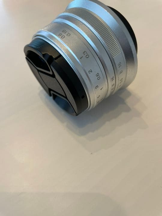 25mm F1.8 単焦点レンズ！OLYMPUSやPanasonic用！サード製