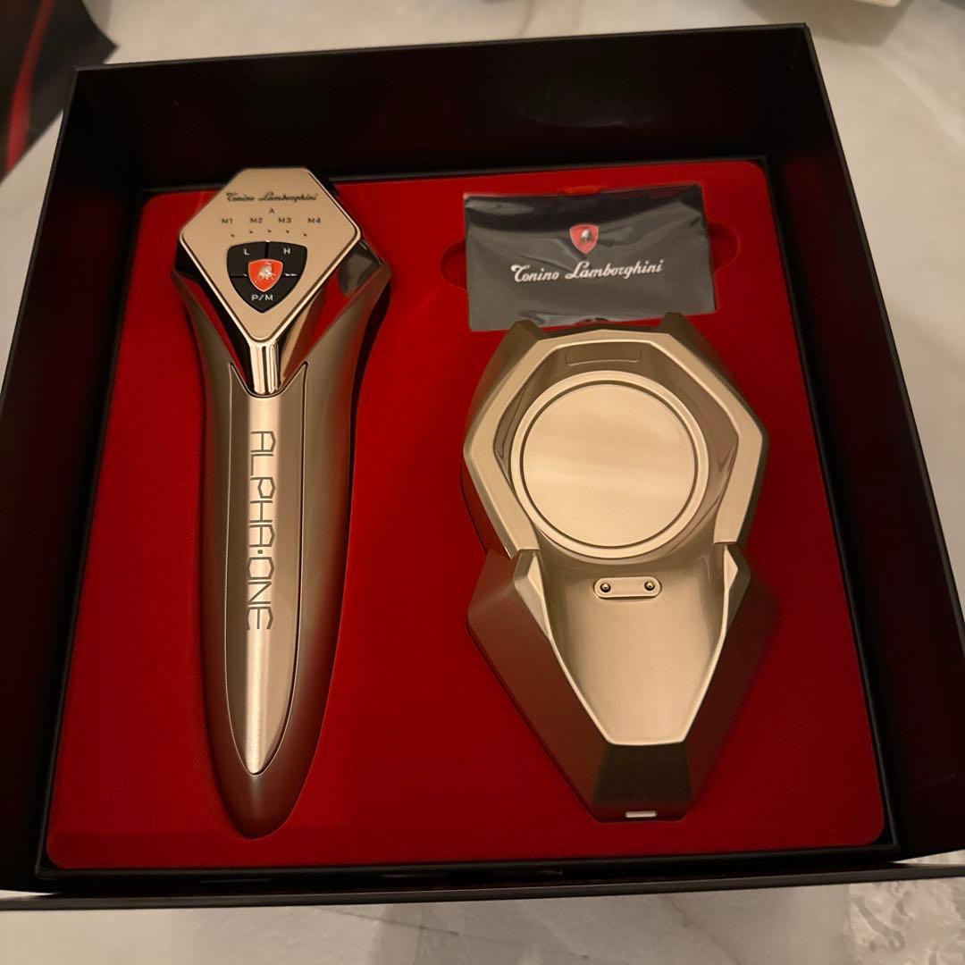 新品未使用 ALPHA ONE ランボルギーニ 美顔器 スキンケアセット 希少