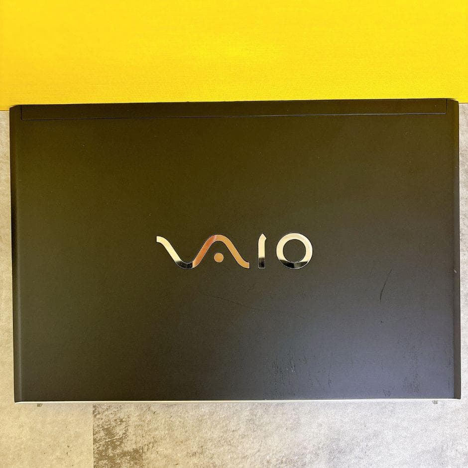 小型軽量❣ⅰ7✨メモリ16GB✨SSD512GB✨タッチパネル カメラWin11