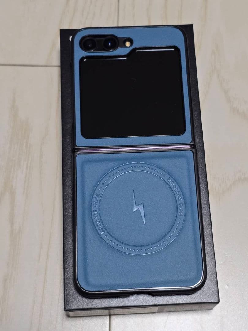 Galaxy Z Flip5 docomo256GB ラベンダー極極極極極美品