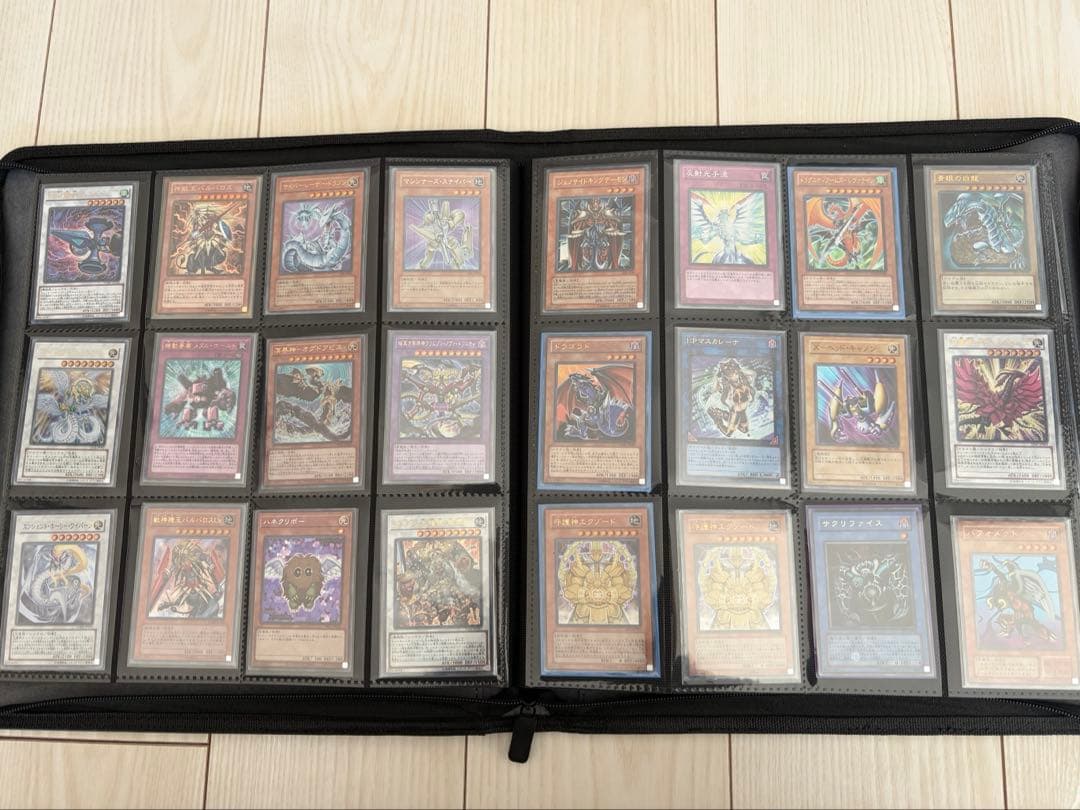 2000枚超！遊戯王カード　引退品　レリーフ多数